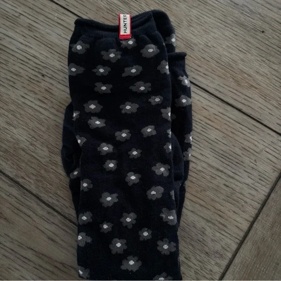 Hunter Black Floral Knee-High Socks M/l - Picture 5 of 9